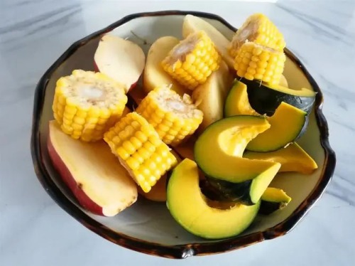 玉米、南瓜 玉米、南瓜