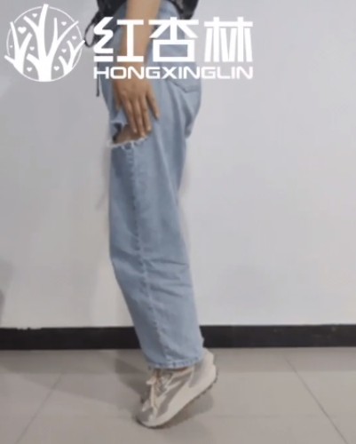 紅杏林老師踮腳 紅杏林老師踮腳