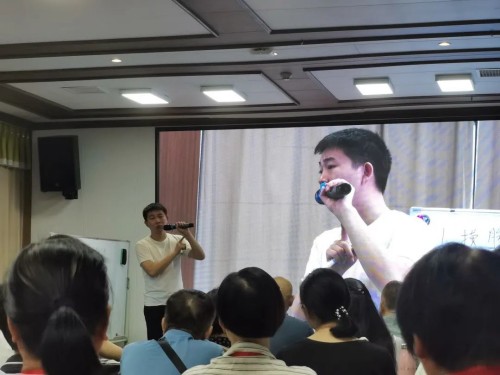 紅杏林中醫(yī)現(xiàn)場(chǎng)演示 紅杏林中醫(yī)現(xiàn)場(chǎng)演示