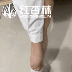 刮按小腿內外側 刮按小腿內外側